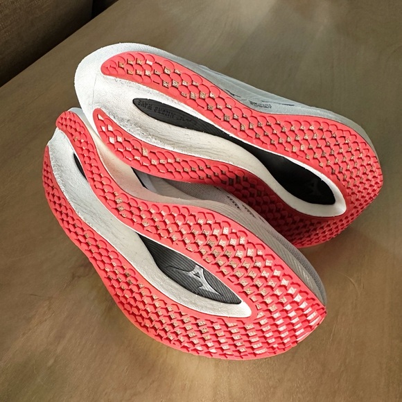 Mizuno Women's Wave Rebellion Pro 2 Running Shoe Size 7.5 - Picture 7 of 9